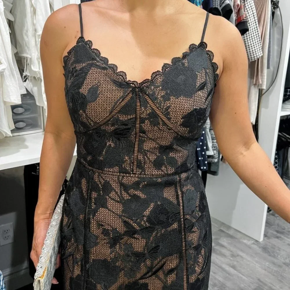 Marchesa Notte Black Guipure Lace Trumpet Midi Dress $895 - Picture 4 of 14